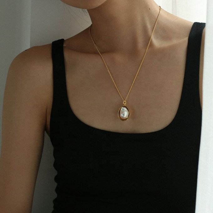 Fashion Gold Plated Oval Hemisphere Baroque Pearl Necklace for Women