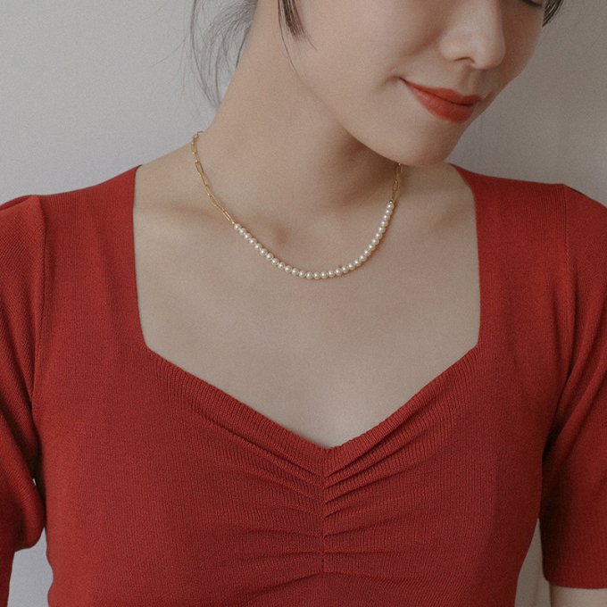 Fun Daisy New Creative Necklace Fashion Chain Stitching Artificial Pearl Necklace Simple Chocker